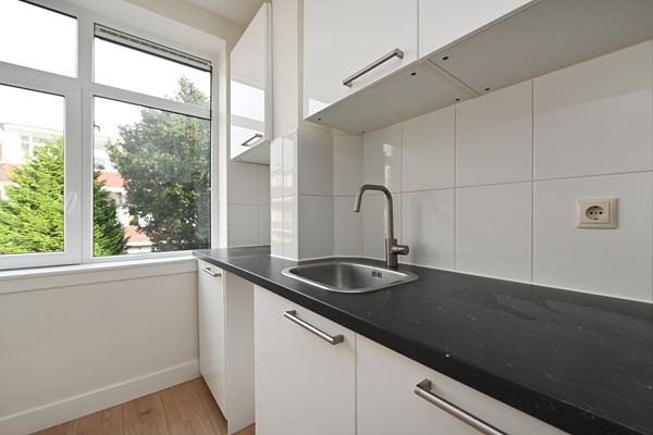 Medium property photo - Barneveldstraat 35, 2573 WB Den Haag